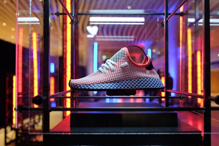 Adidas deerupt wallpaper sales